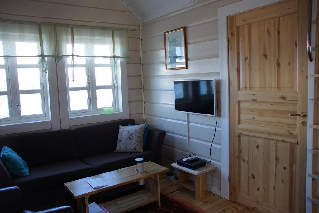 Aaroybukt Guesthouse Aroybukta Kültér fotó