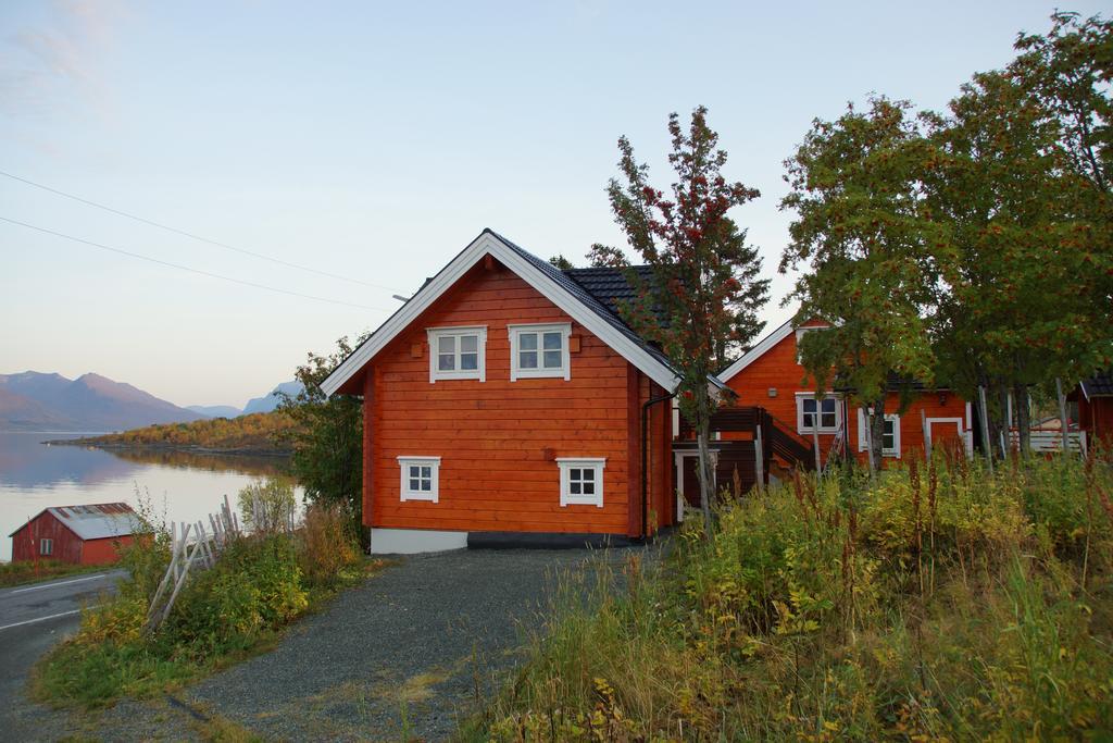 Aaroybukt Guesthouse Aroybukta Kültér fotó